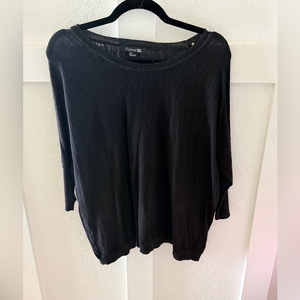 Forever 21 Black Lightweight Women's Pullover Sweater